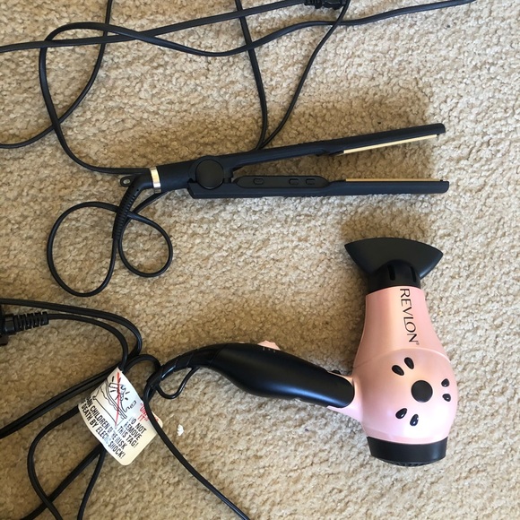 Revlon Hair Dryer Travel Size NEW Styling Tool - Picture 7 of 7